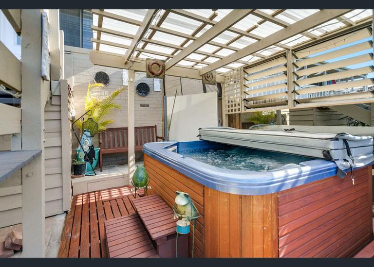 3 Acton Close, Frankston