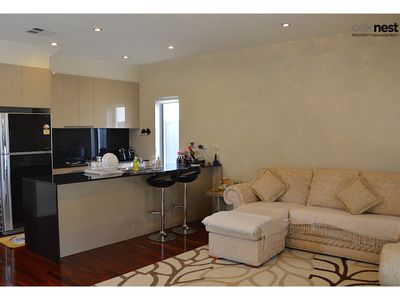 Room 3  / 11A McEwin Street, Renown Park