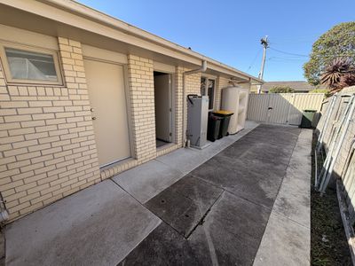 1 / 2 Mimosa Street, Newcomb