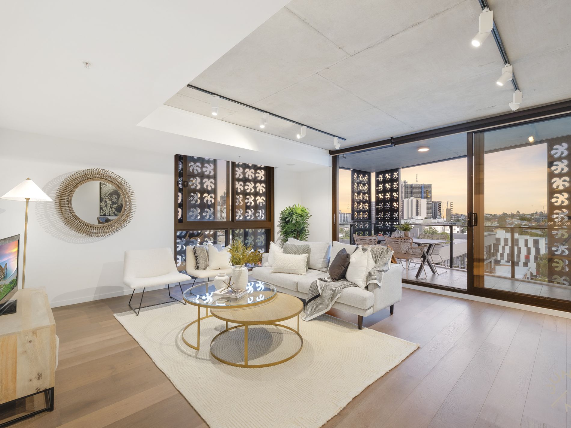 1008 / 21 Buchanan Street, West End Junction Estate Agents