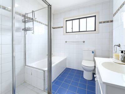 2 / 28-32 Cross St, Guildford