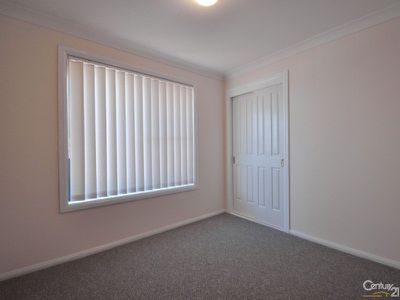 27 Websdale Drive, Dubbo