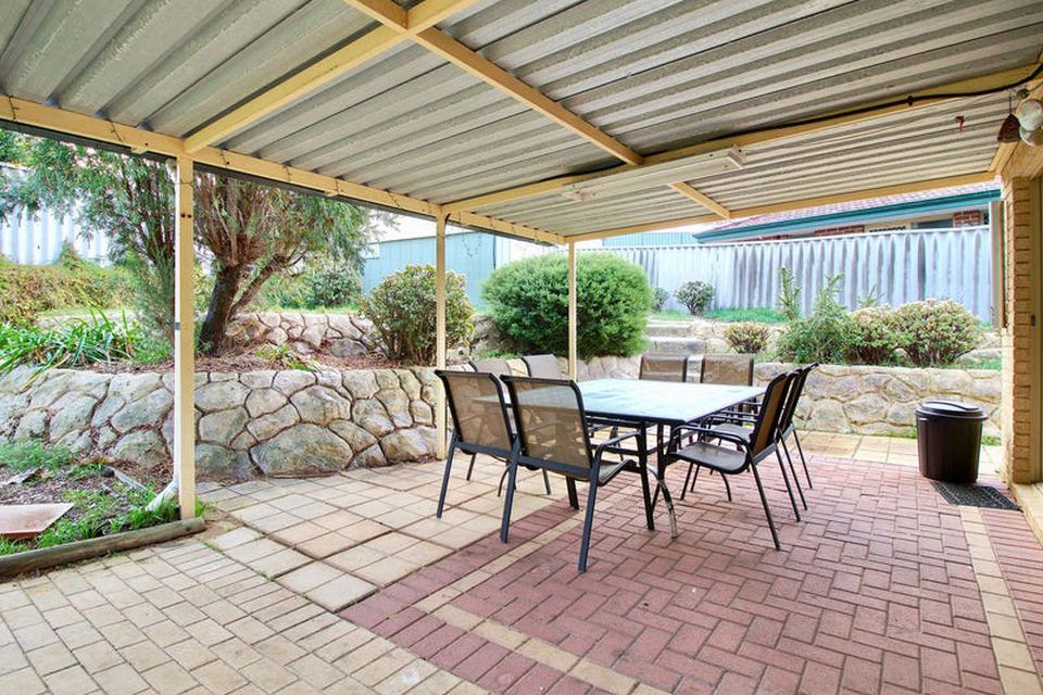 16 Salter Place , Parmelia