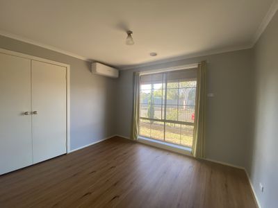 51 Sunbird Crescent, Hoppers Crossing