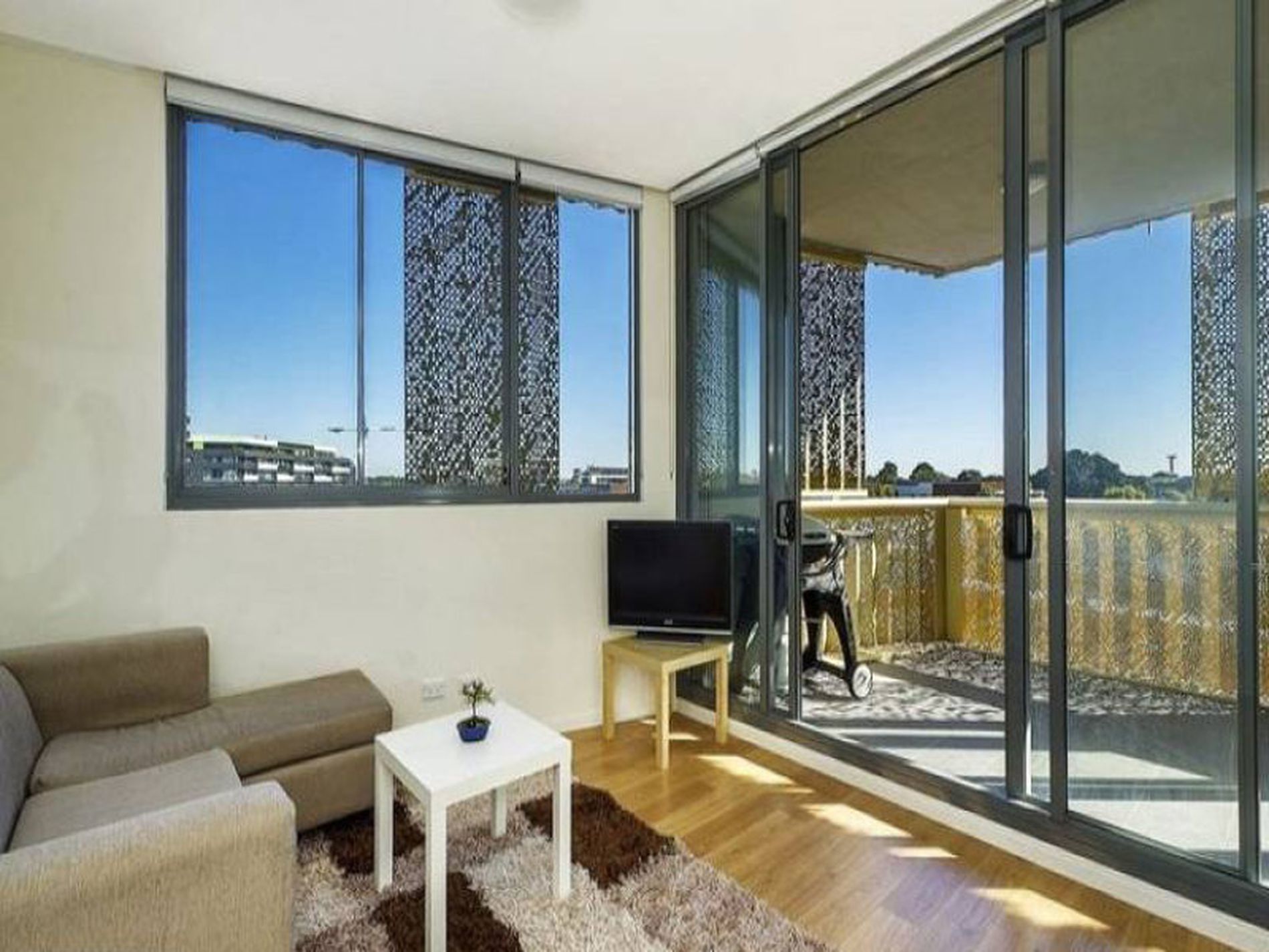 407 / 17 Gadigal Avenue, Zetland