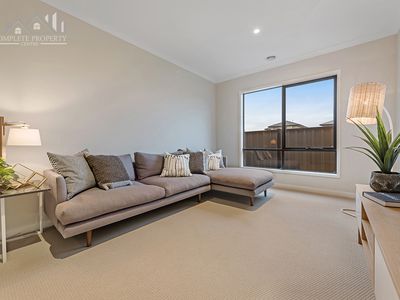 19 Canal Way, Craigieburn