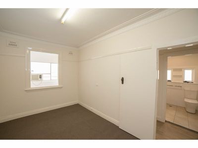 1 / 24 Church Street, Dubbo
