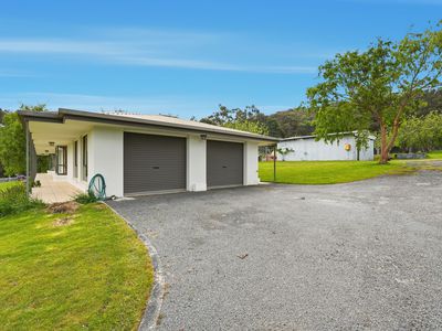 222 Cygnet Coast Road, Lymington