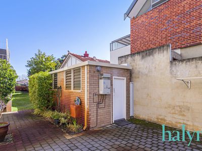 24 / 12 Wright Street, Perth