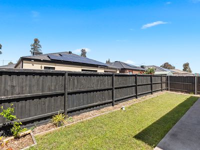 9 Edwin Close, Manor Lakes