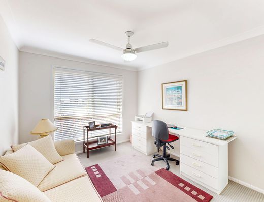 Elevated, Private & Perfectly Presented image 16