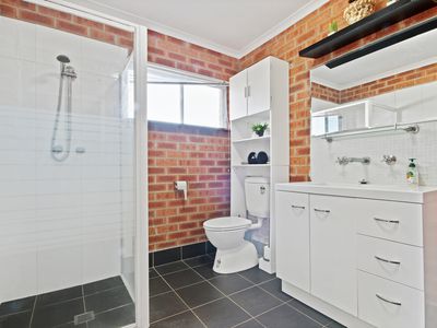 107 Noble Parade, Dalmeny