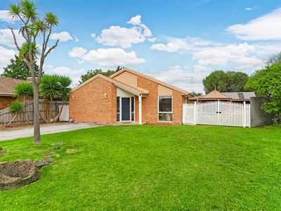 7 Filbert Ct, Cranbourne North
