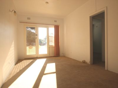 1 / 42 Crawford Road, Brighton Le Sands