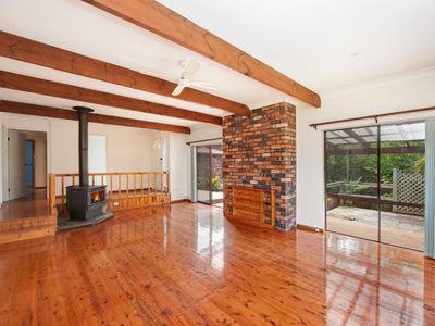 63 Bushland Avenue, Mollymook