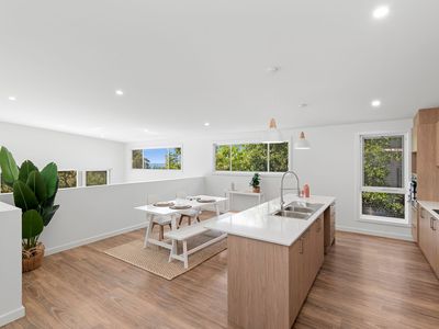 6B Seaview Way, Long Beach