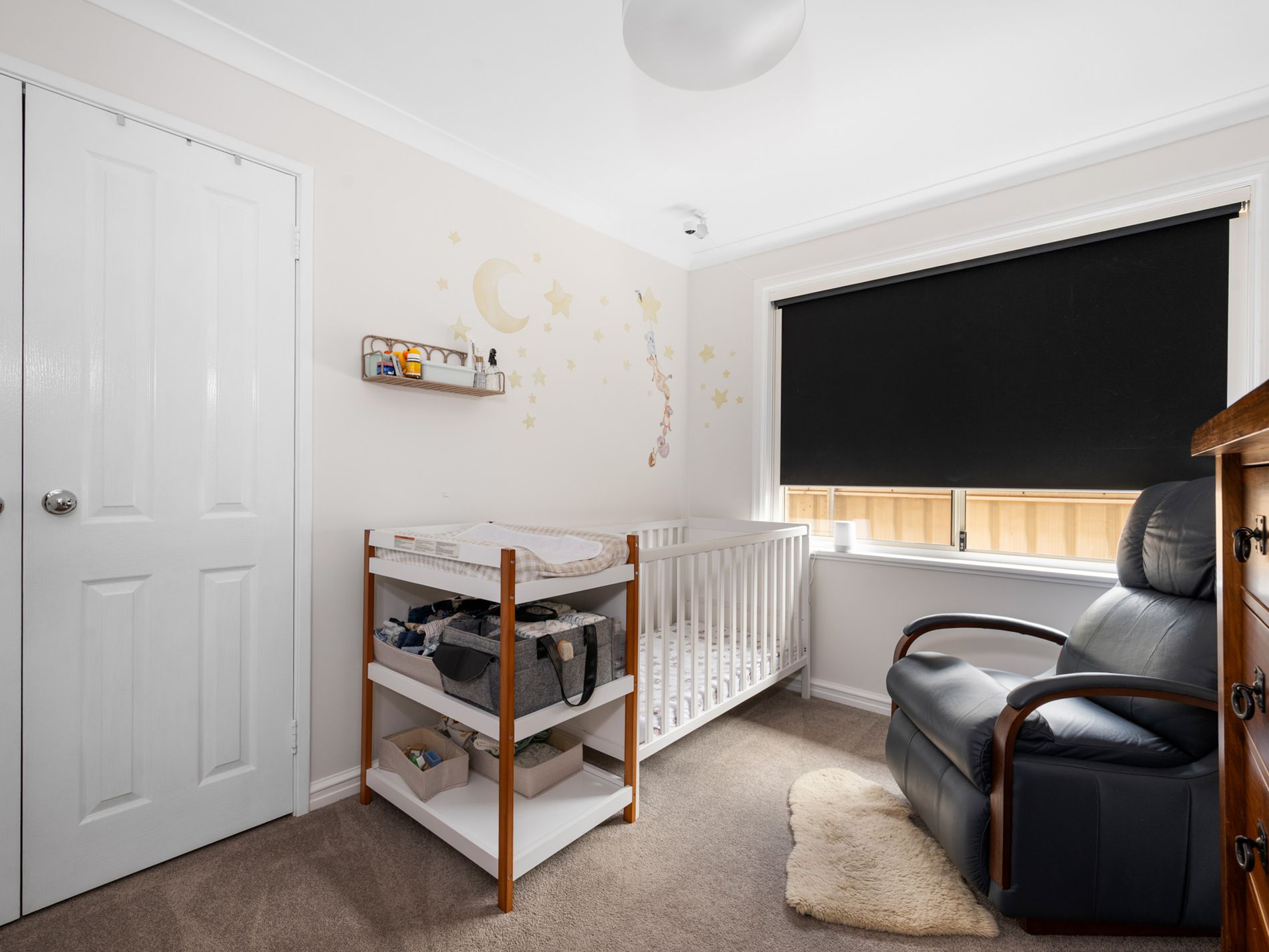 14 Butterfly Street, Piccadilly