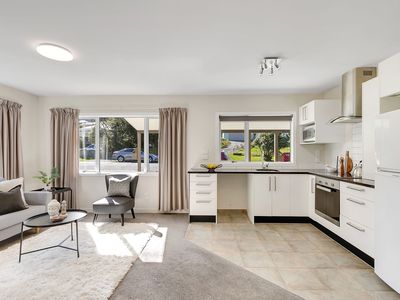 2 / 19 Ranui Terrace, Tawa