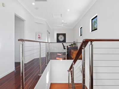 5 Pathfinder Road, Coomera Waters