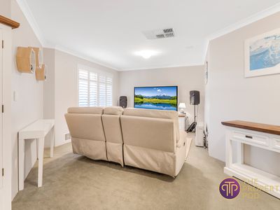 55 Sugarwood Drive, Thornlie