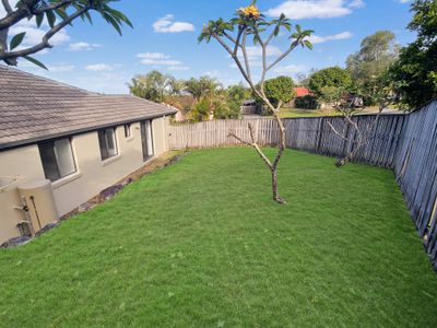 1 Gould Place, Pacific Pines