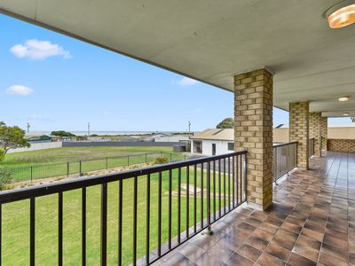 9-11 Eight Mile Creek Road, Racecourse Bay