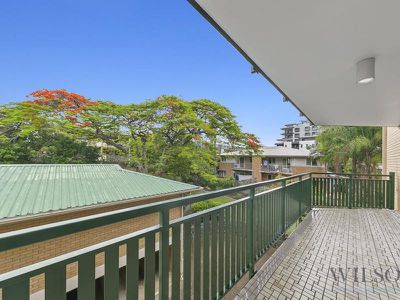 9 / 123 Central Avenue, Indooroopilly