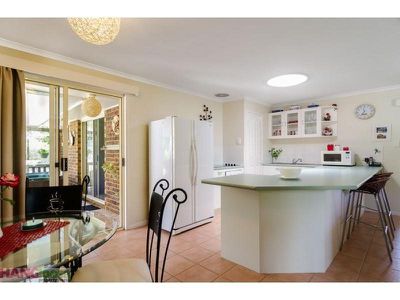 12 Corella Court, Tewantin