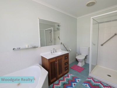 9 Grevillea Ct, Woodgate