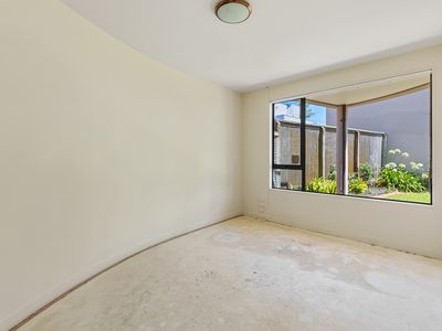 2/67 Castor Bay Road, Castor Bay