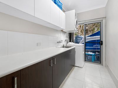 23 Slipstream Road, Coomera Waters