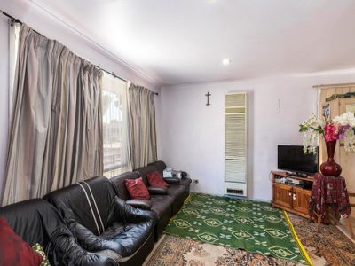 12 Coventry Drive, Werribee
