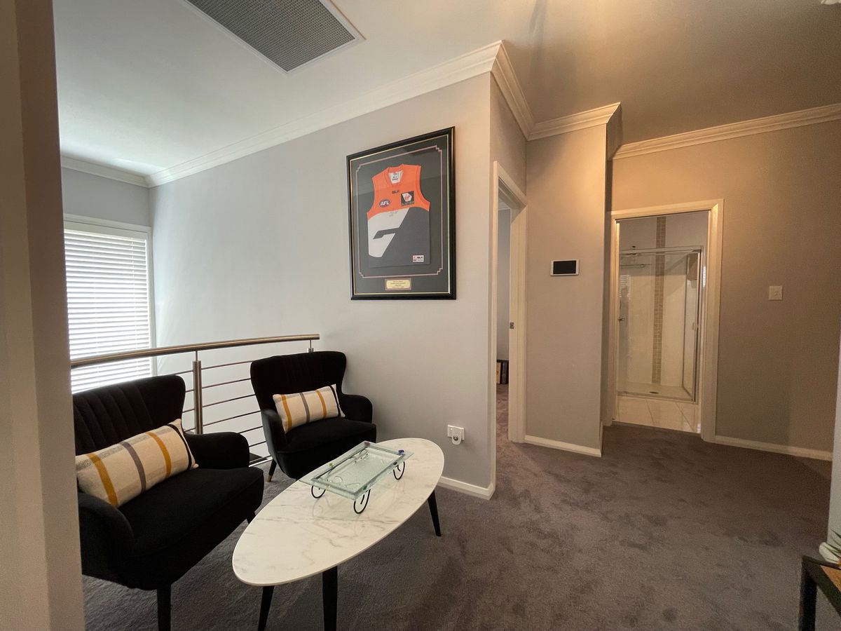 9 / 243 TORQUAY TERRACE, Torquay