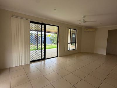 5 Biggera Court, Sandstone Point