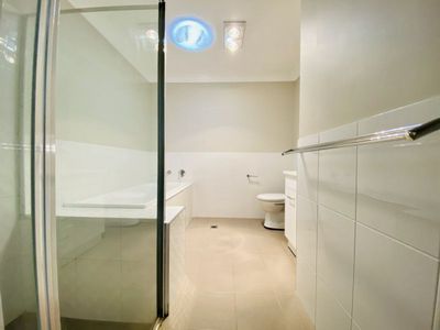2 / 12 Lilydale Terrace, Dubbo