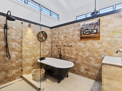106 Pattison Street, Emu Park