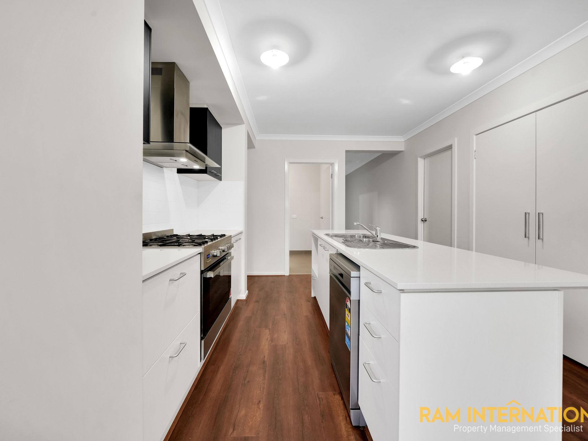 18 Perceval Place , Mambourin