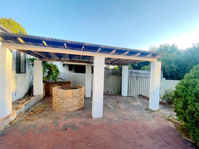 25 Finchley Crescent, Balga