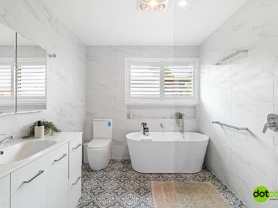 77 Buff Point Avenue, Buff Point