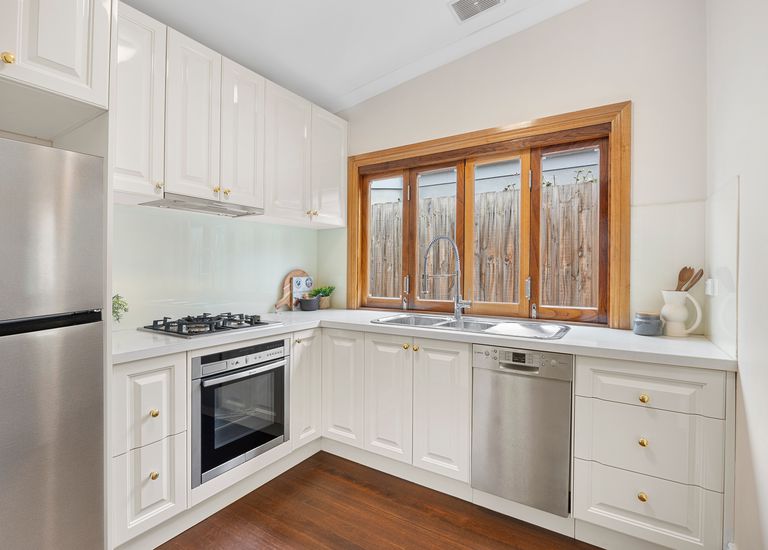 106 Barkers Road, Hawthorn