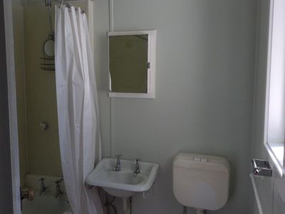 10 Cardiff Street, Berkeley