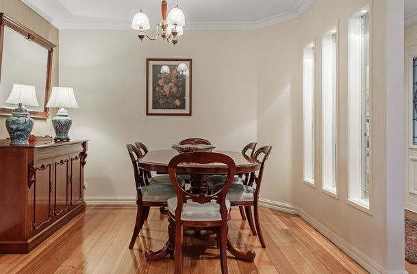 20 Rylandes Drive, Gladstone Park