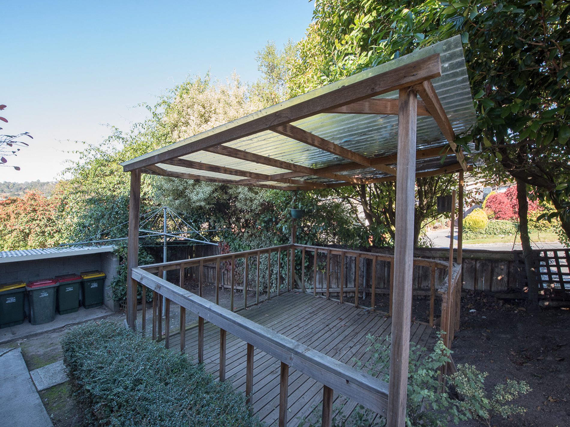 1 / 18 Guilford Road, Riverside