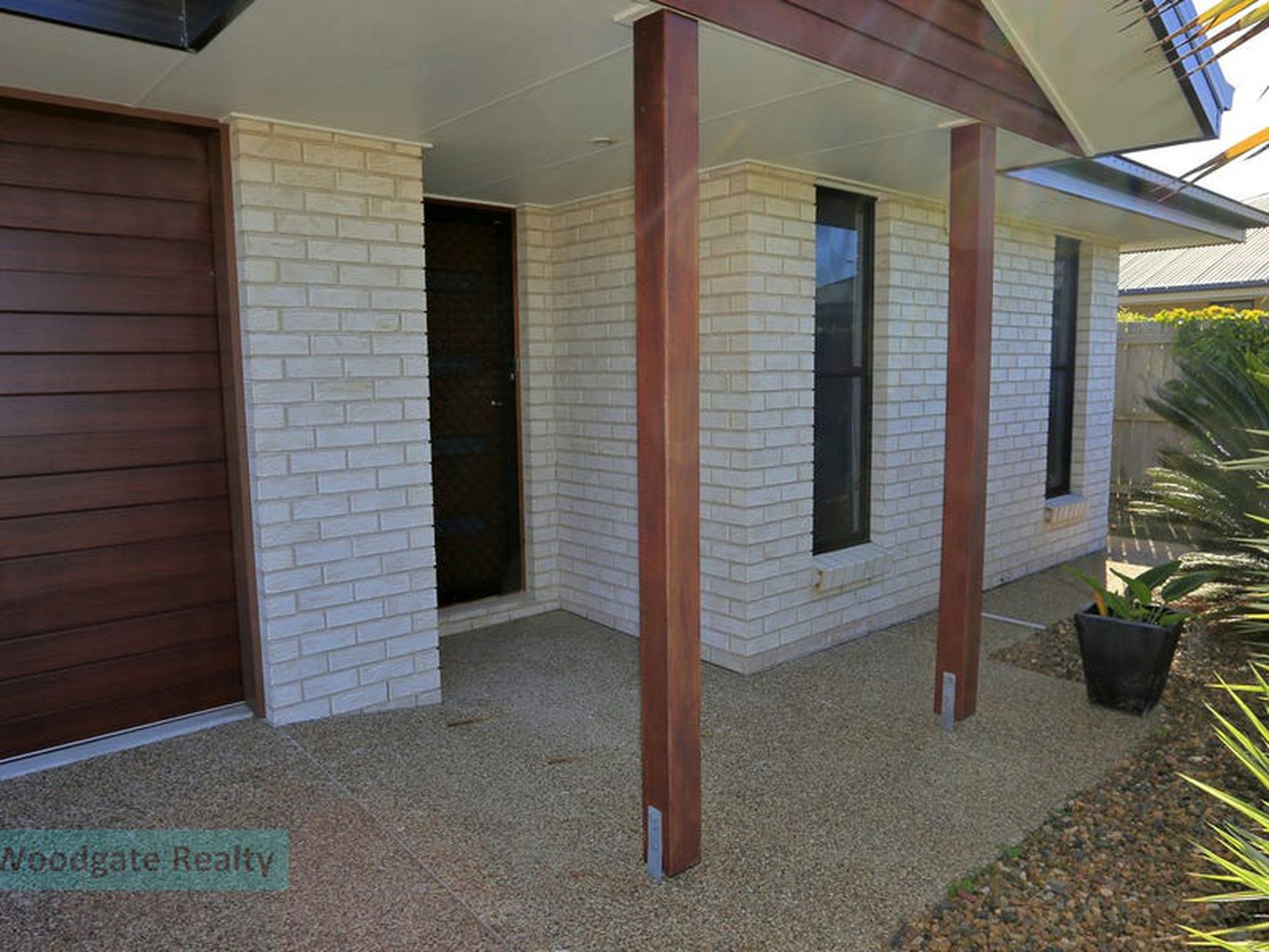 10 Whipbird Ct, Woodgate