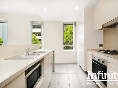 27 / 13 Grandstand Parade, Zetland