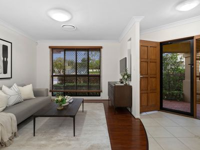 42 Gordon Crescent, Wakerley