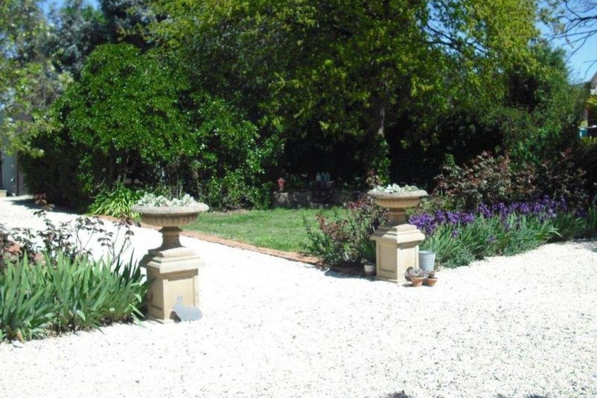 13 Bank Street, Avenel