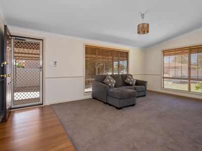 12 Starlight Place, South Kalgoorlie