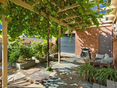 8 Haydn Court, Castlemaine