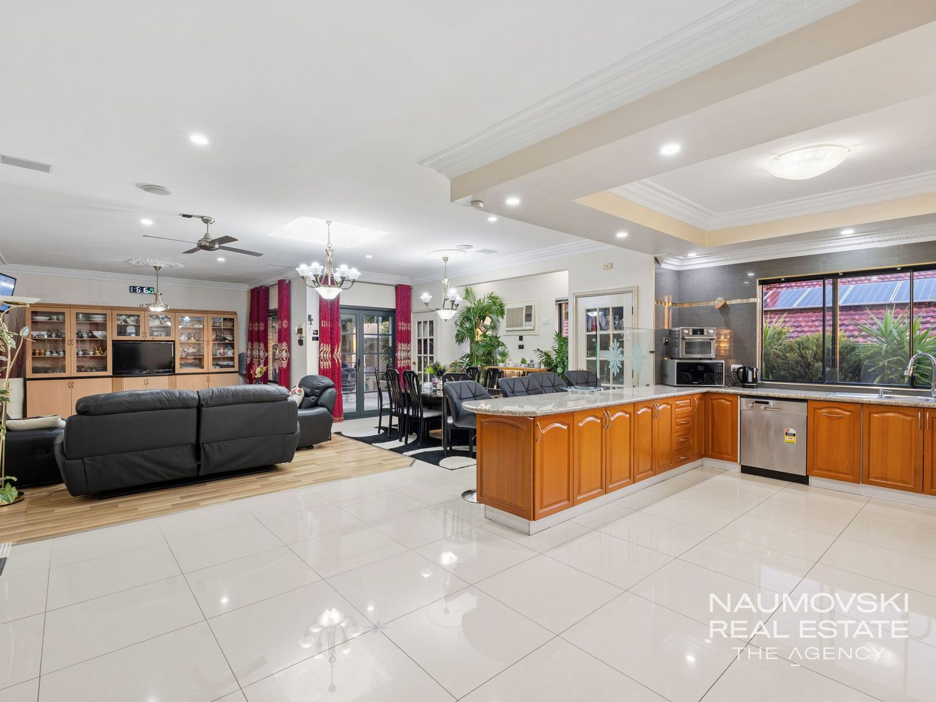 12 Meadowbank Way, Landsdale